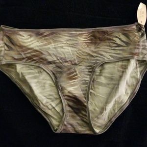 Victoria's Secret Hip Hugger Panty (L)
